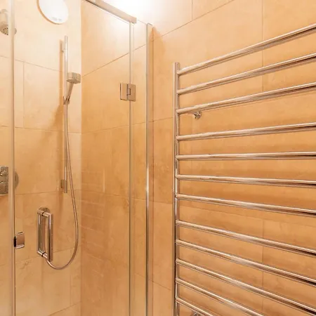 2 Bed In Ambleside Oc-Lr218 公寓 *